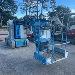 2013 Genie Z-30/20N RJ Articulating Boom Lift