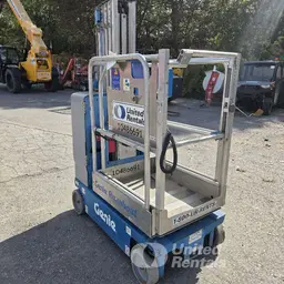 2016 Genie GR-20 Self-Propelled One-Person Lift