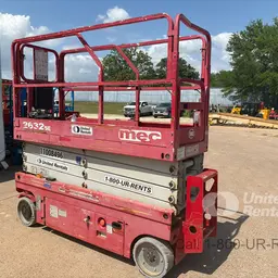 2019 MEC 2632SE Scissor Lift