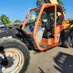 2017 JLG 742 Forklift