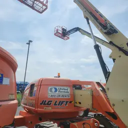 2017 JLG 600AJ Articulating Boom Lift