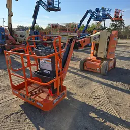 2017 JLG E300AJP Articulating Boom Lift