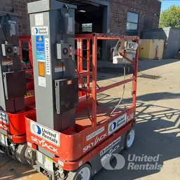 2017 Skyjack SJ16 Self-Propelled One-Person Lift