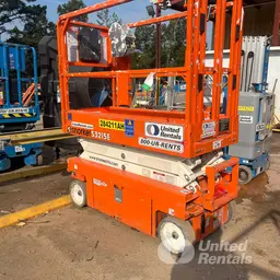 2021 Snorkel S3215E Scissor Lift