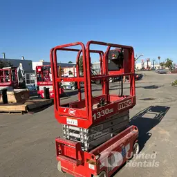 2017 MEC 1330SE Scissor Lift