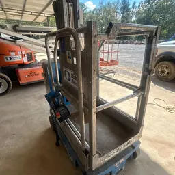 2018 Genie GR-20 Self-Propelled One-Person Lift