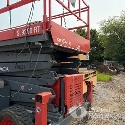 2017 Skyjack SJ9250RT Rough Terrain Scissor Lift