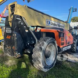 2018 JLG 1055 Forklift