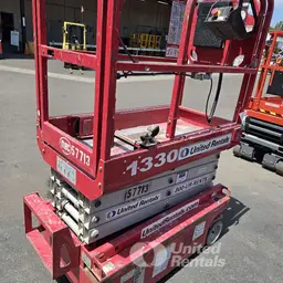 2018 MEC 1330SE Scissor Lift