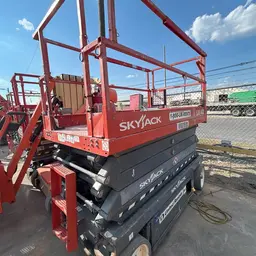 2017 Skyjack SJIII4632 Scissor Lift