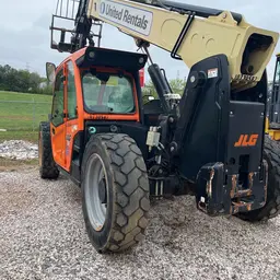 2018 JLG 742 Forklift