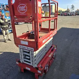 2020 MEC MICRO 19 Scissor Lift