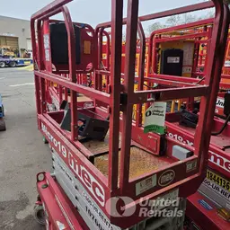 2018 MEC MICRO 19 Scissor Lift