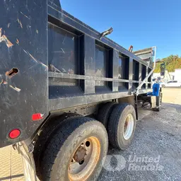 2017 International 7400SBA6X4 Truck