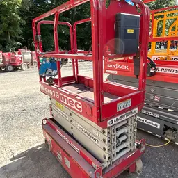 2019 MEC MICRO 19 Scissor Lift