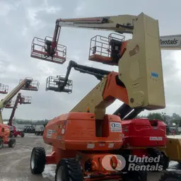 2017 JLG 800AJ Articulating Boom Lift