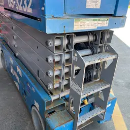 2017 Genie GS-3232 Scissor Lift