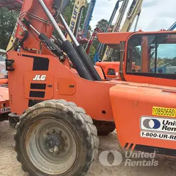 2018 SKYTRAK 8042 Forklift