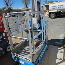 2019 Genie GR-20 Self-Propelled One-Person Lift