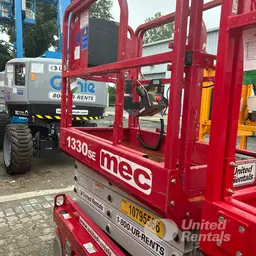 2018 MEC 1330SE Scissor Lift
