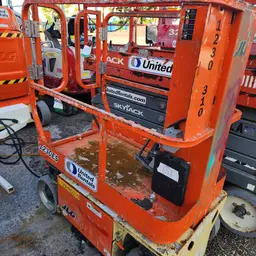 2019 JLG 1230ES Self-Propelled One-Person Lift