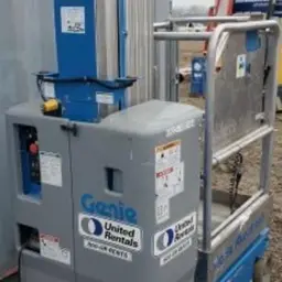 2017 Genie GR-20 Self-Propelled One-Person Lift