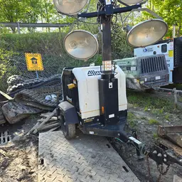 2017 Allmand NIGHT-LITE PRO Portable Light Tower