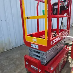 2019 MEC 1330SE Scissor Lift
