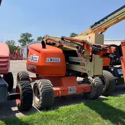 2017 JLG 450AJ Articulating Boom Lift