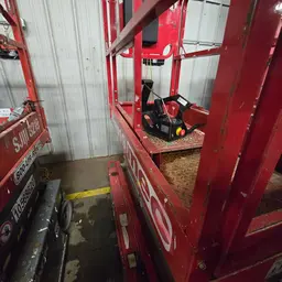 2019 MEC MICRO 19 Scissor Lift