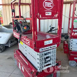 2018 MEC MICRO 19 Scissor Lift