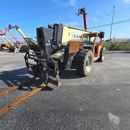 2018 JLG 1055 Forklift