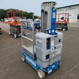 2018 Genie GR-20 Self-Propelled One-Person Lift