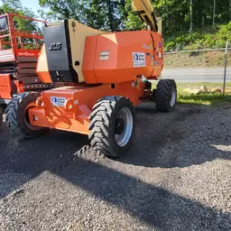 2017 JLG 800AJ Articulating Boom Lift