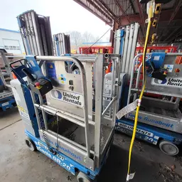 2018 Genie GR-20 Self-Propelled One-Person Lift