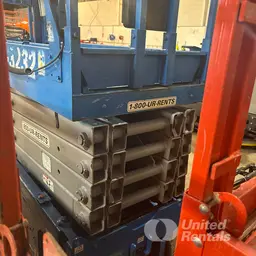 2017 Genie GS-3232 Scissor Lift