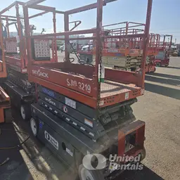 2018 Skyjack SJIII3219 Scissor Lift