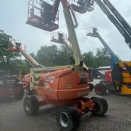 2017 JLG 450AJ Articulating Boom Lift