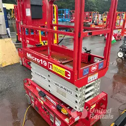 2019 MEC MICRO 19 Scissor Lift