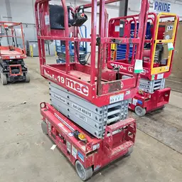 2019 MEC MICRO 19 Scissor Lift