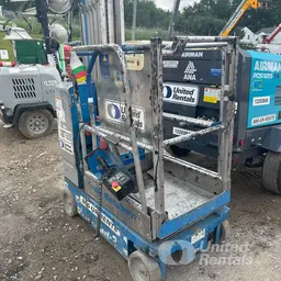 2018 Genie GR-20 Self-Propelled One-Person Lift